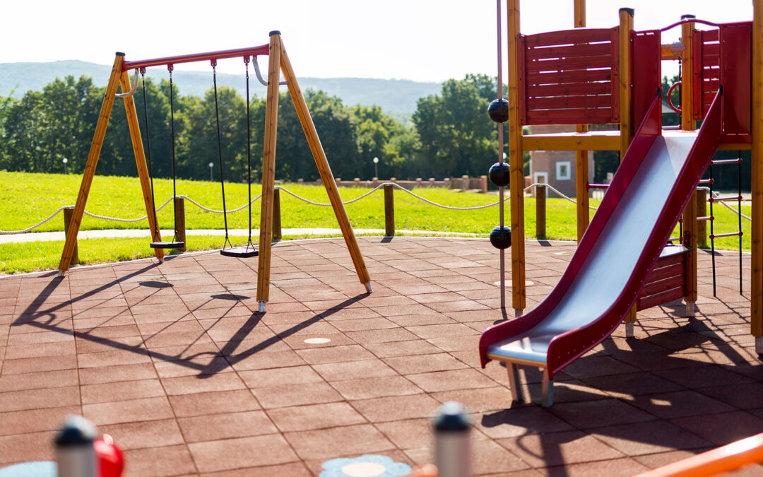 Dlaczego nawierzchnia poliuretanowa to świetne rozwiązanie na plac zabaw?