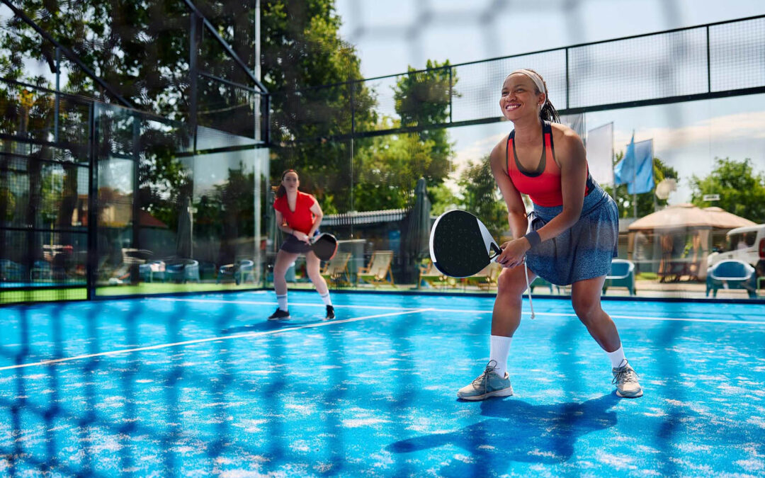 Kolejne korty do padla w Polsce – jak rozwija się ten sport?